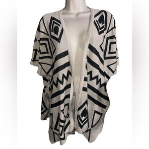 Maddison Tan Black Print Cardigan Soft Kimono Draped Sleeves Side Bottom Small
